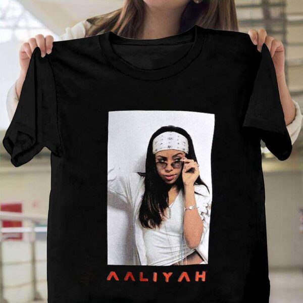 Aaliyah T Shirt White Bandana