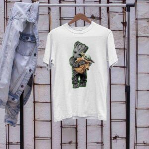 Baby Groot Hug Baby Yoda Mandalorian T Shirt