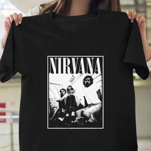 Nirvana Kurt Cobain Dave Grohl Group Photo T Shirt