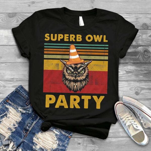 Superb Owl Party Vampire What We Do in The Shadow Vintage T Shirt