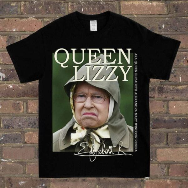 Queen Lizzy Vintage Unisex T Shirt