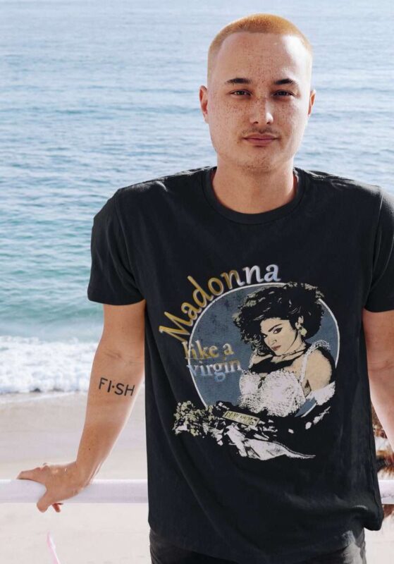 Music T-Shirts | Movie T-Shirts | Sport Merch – TeeFoxStore.com