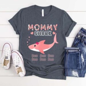 Mommy Shark T Shirt S 5XL