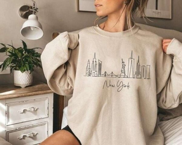 New York Skyline Sweatshirt T Shirt