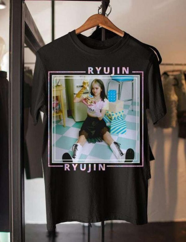 ITZY Ryujin Rapper Unisex T Shirt