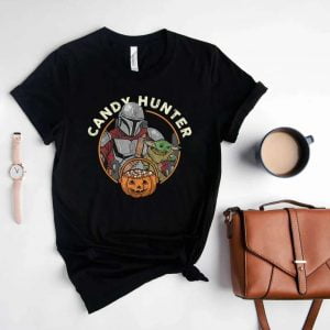 Mandalorian Baby Yoda Star Wars HalloweenCandy Hunter Unisex T Shirt