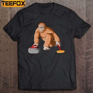 Bigfoot Curling Sasquatch Playing Curling Short Sleeve T Shirt