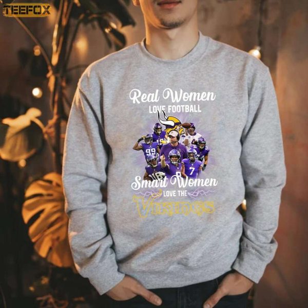 Real Women Love Football Smart Women Love The Vikings T Shirt