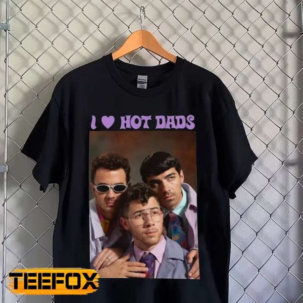 Jonas Brothers I Love Hot Dads Adult Short Sleeve T Shirt