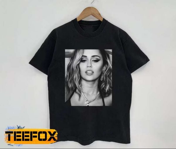 Miley Cyrus photo Adult Short Sleeve T Shirt